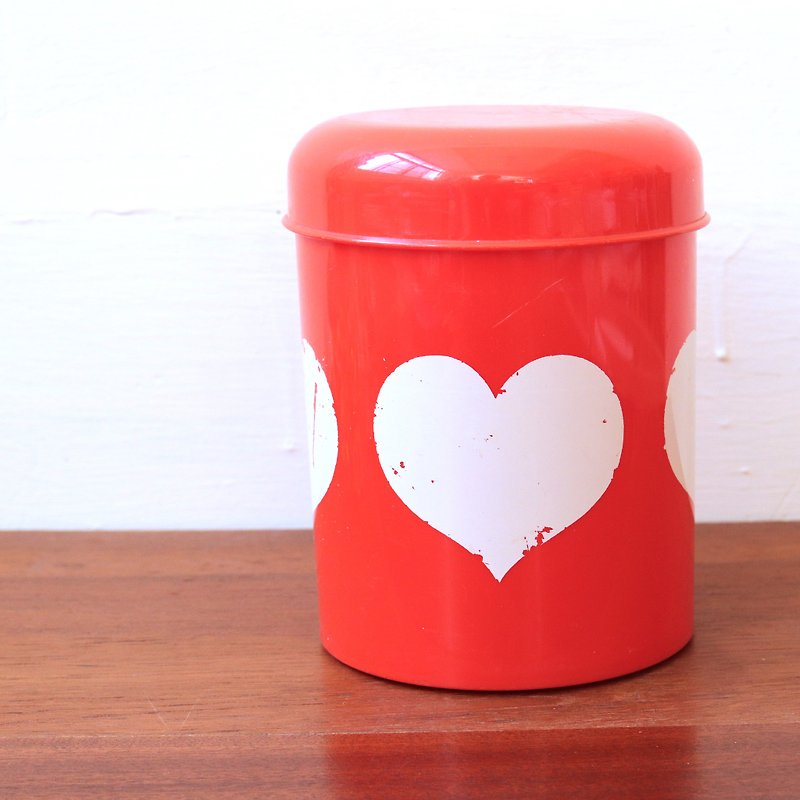 デンマークアンムデザインレトロな赤い愛プラスチックラウンド缶 - 収納用品 - プラスチック レッド