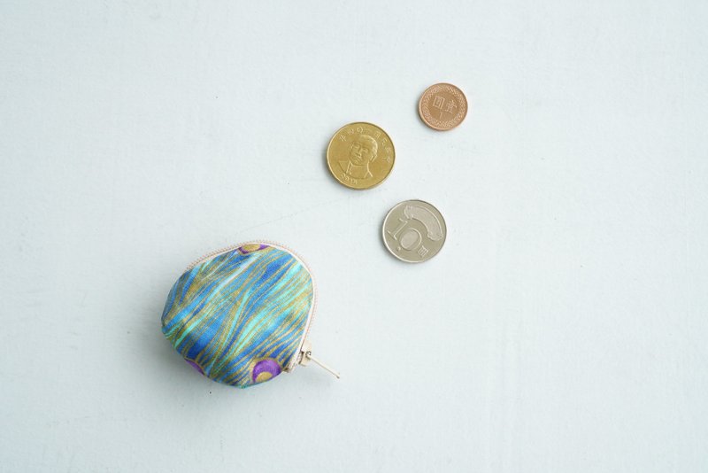 Popular gift bird egg purse blue bottle silk dream can put 15 ten yuan coins can be customized - Coin Purses - Cotton & Hemp Blue