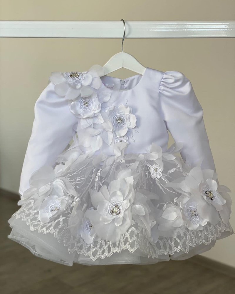 White dress with 3 d flowers, headband and shoes for girl. First birthday dress - 男/女童禮服 - 其他材質 白色