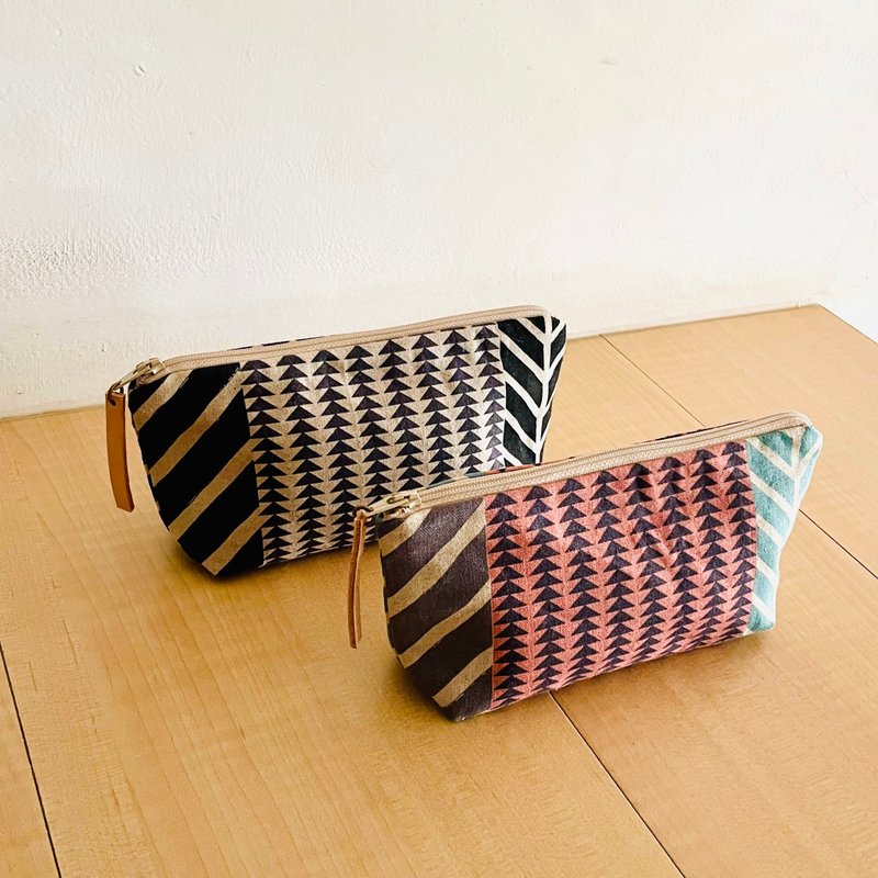 Ancient home storage bag. Pencil case wallet cosmetic bag. Inside pocket. 2 colours. Japanese design cloth - Toiletry Bags & Pouches - Cotton & Hemp Multicolor