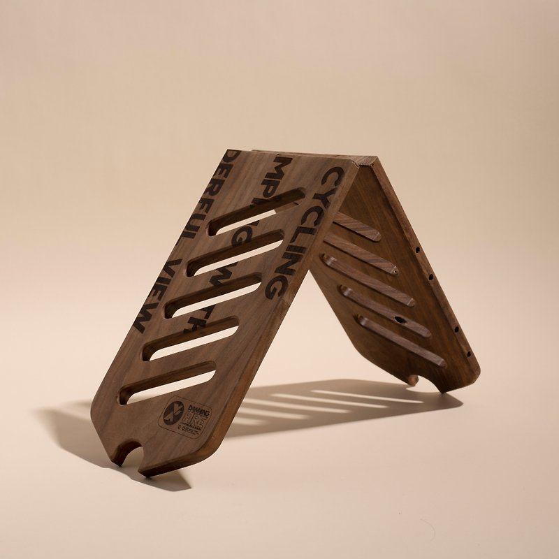 木頭 木工/竹藝/紙雕 咖啡色 - 預訂Brompton 單車摺疊板, Designed in Macau
