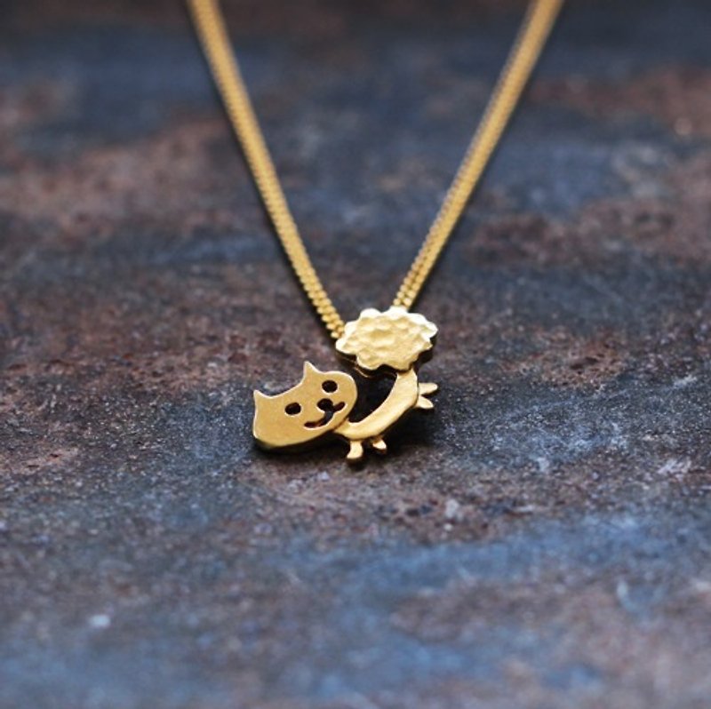 Tail is a spider cat | Necklace | N403 - Necklaces - Other Metals Gold