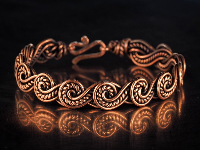 High quality wire wrapped copper bracelet for women  Antique style copper bangle - Bracelets - Copper & Brass Gold