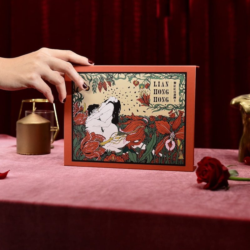 女人迷 【火辣熱戀關係組】 臉紅體位床遊+臉紅紅床遊卡牌 - 桌遊/牌卡 - 紙 多色