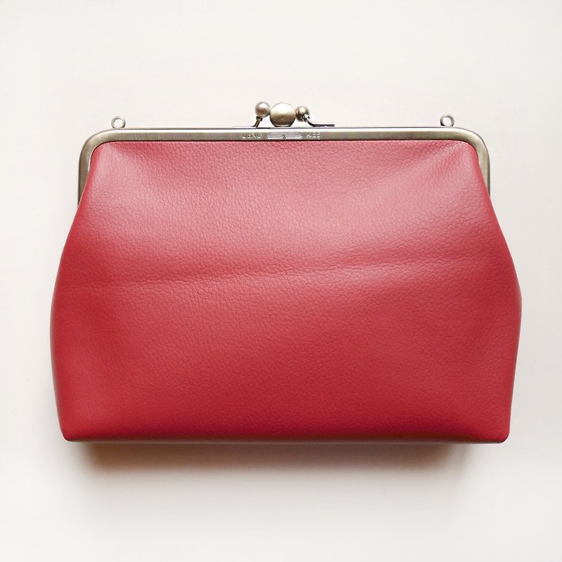 [瑕疵品卖]贵妃爱荔枝 Two large shoulder bag / mobile phone bag / mouth gold bag - Messenger Bags & Sling Bags - Other Metals Red