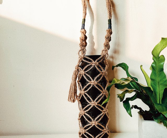 MACRAME Eco friendly woven water bottle bag. Hemp Linen window