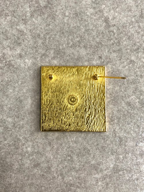 日本直送 名牌中古包 】CELINE セリーヌ ブローチ ゴールド 凱旋門