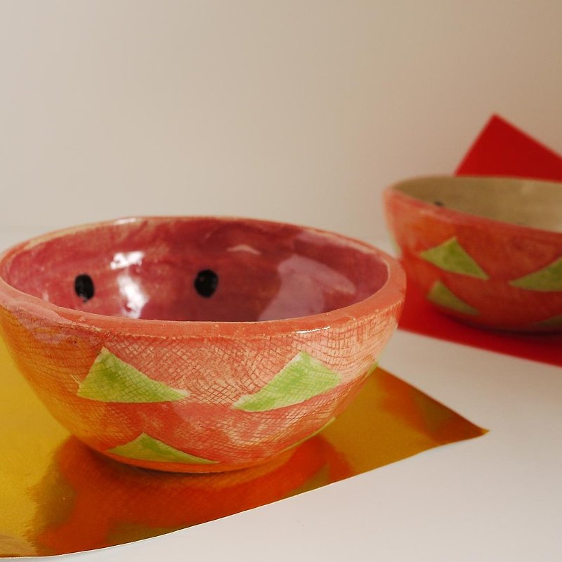 Small bowl  of TAIWAN fruits【RED dragon fruit】 - Small Plates & Saucers - Pottery Red