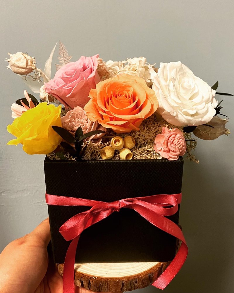 Preserved flower custom-made flower gift all Taiwan home delivery Dianhua coupon Valentine's Day - ช่อดอกไม้แห้ง - พืช/ดอกไม้ 