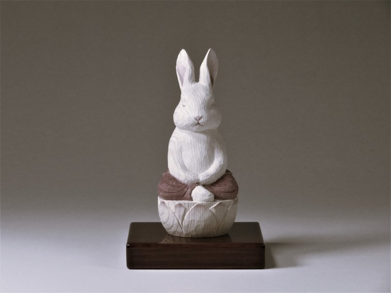 For Chia-Ying Wang, this is a custom-made zazen rabbit. - 公仔/玩偶 - 木頭 白色