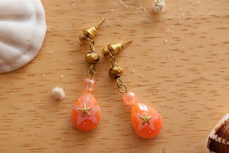 Cute & Beauty Orange Water Drop with Gold Crystal Earrings Resin - 耳環/耳夾 - 其他材質 橘色