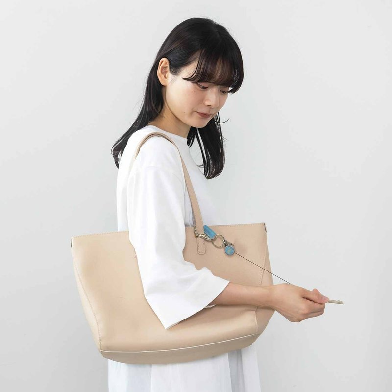 【LAMI PLUS】真皮伸縮鑰匙圈 - 鑰匙圈/鑰匙包 - 其他金屬 