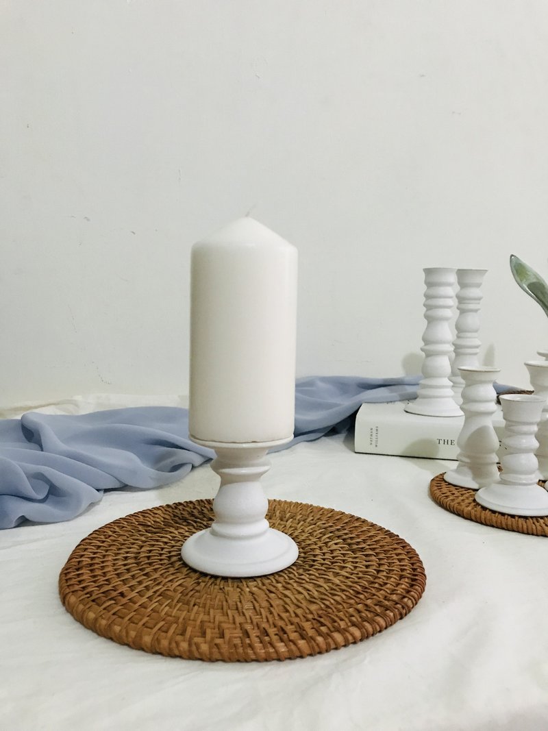 Déjà vu ceramics 白色燭臺 - 香氛蠟燭/燭台 - 陶 白色