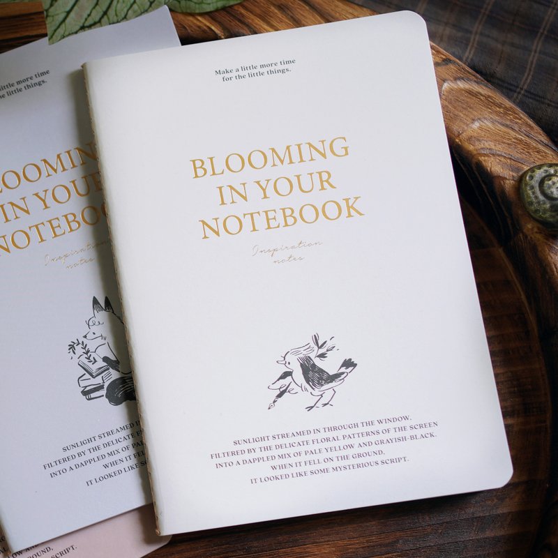 Thread-bound notebook (square inner pages)-Moonwhite Bird - สมุดบันทึก/สมุดปฏิทิน - กระดาษ ขาว