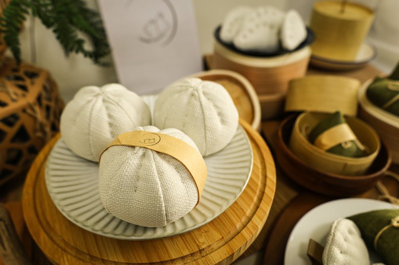 小肉包 Meat buns 手作 貓玩具 吊飾 家飾品 兒童玩具 中式料理 - 貓/狗玩具 - 其他材質 多色