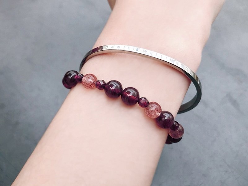Exclusive-Natural Red Garnet x Strawberry Crystal Bracelet (J135.Galina) Natural Stone. Crystal - Bracelets - Gemstone Red