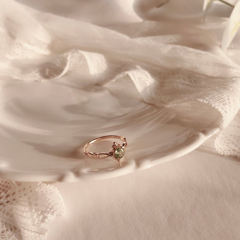 純銀 天然橄欖石爪鑲微復古戒指 天然石戒指 水晶戒指 - 戒指 - 純銀 