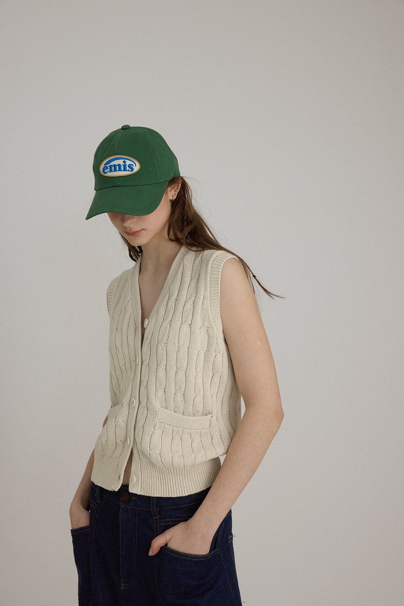 Knitted vest and retro cable linen top that can be worn in summer - เสื้อกั๊กผู้หญิง - วัสดุอื่นๆ สีเหลือง