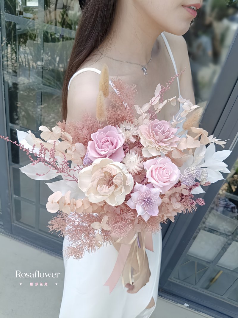 蘿莎花兒  永生捧花 溫柔氣質粉玫瑰 花束 - 乾燥花/永生花 - 植物．花 