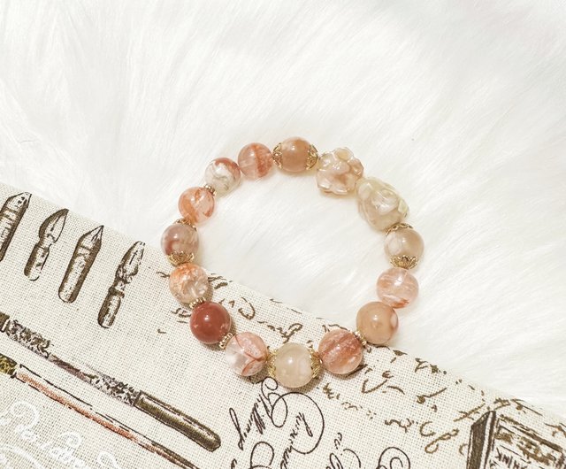 Gold on sale agate bracelet