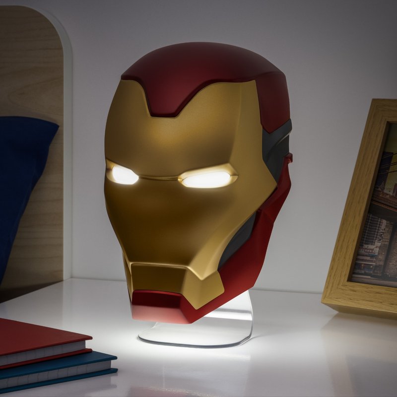 Officially Licensed Marvel Iron Man Mask Light. - โคมไฟ - พลาสติก หลากหลายสี