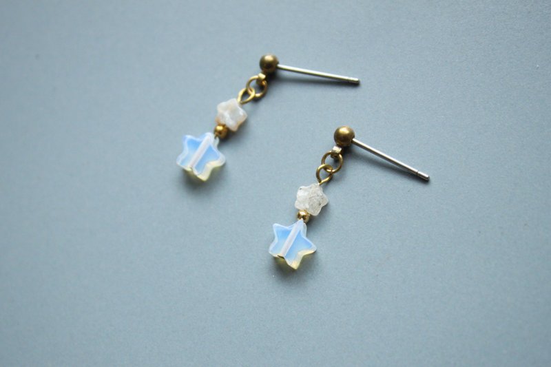 Star wish - earring  clip-on earring - ต่างหู - หิน ขาว