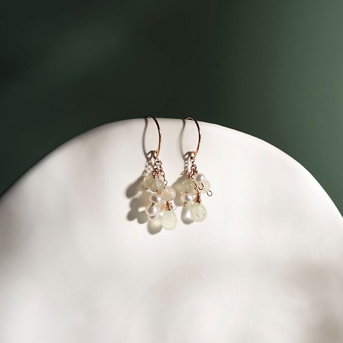 White on 水滴葡萄石月光石珍珠玫瑰金水晶耳環 客製化禮物