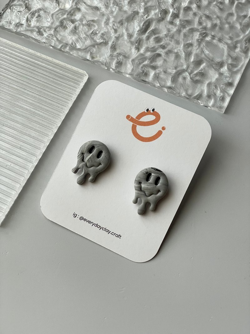 Melted Smiley earring - Earrings & Clip-ons - Clay Gray