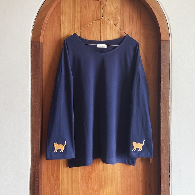 cat sleeve t-shirt : navy - เสื้อยืดผู้หญิง - ผ้าฝ้าย/ผ้าลินิน สีน้ำเงิน