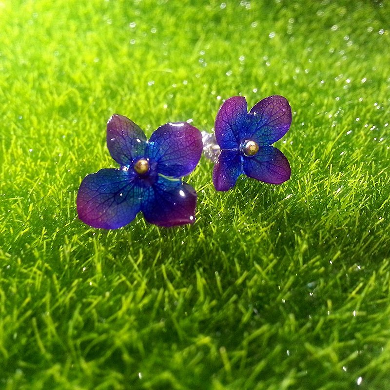 color & flower 925 sterling silver purple gradient blue hydrangea flower earrings eternal life (can change the ear clip-on) - Earrings & Clip-ons - Plants & Flowers Purple