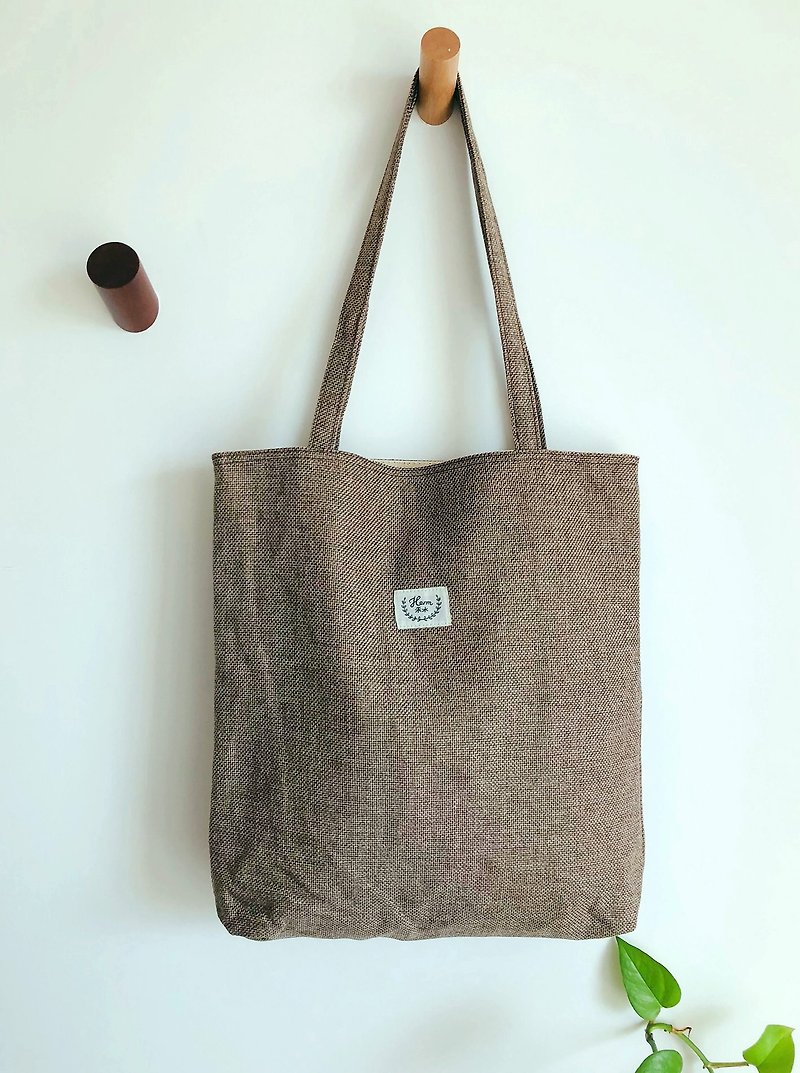 Hechumu Hemu series Japanese literature and art fresh linen shoulder bag - Messenger Bags & Sling Bags - Cotton & Hemp Brown