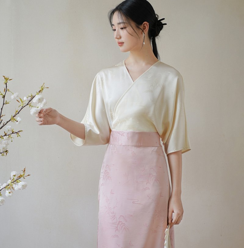 【白桃粉】新中式復古中國風 漢服連衣裙 - 洋裝/連身裙 - 聚酯纖維 粉紅色
