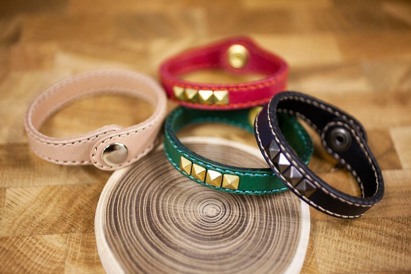 スタッズブレスレット - studded bracelet -
