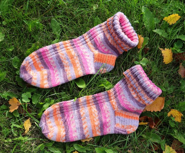 women's colorful socks