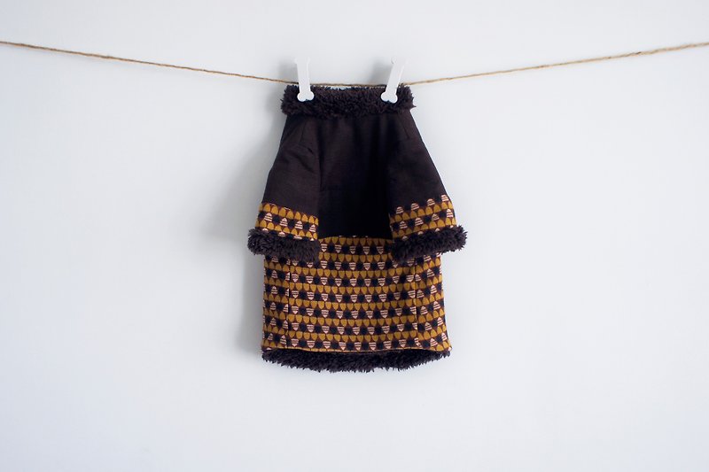 Can be customized. Chocolate color knitted stitching pet clothes - Clothing & Accessories - Cotton & Hemp Brown