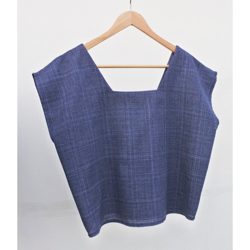 square neck shirt blue plaid - 女上衣/長袖上衣 - 棉．麻 藍色