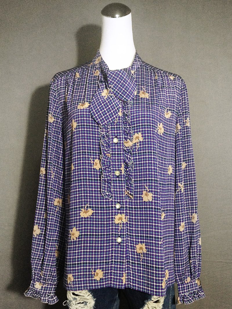 Ping-pong vintage [vintage shirt / purple flowers textured vintage plaid shirt] abroad back VINTAGE - เสื้อเชิ้ตผู้หญิง - วัสดุอื่นๆ สีม่วง