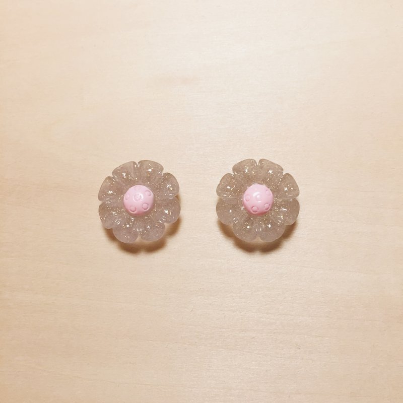 復古灰亮粉葵花耳環 - 耳環/耳夾/耳骨夾 - 樹脂 灰色