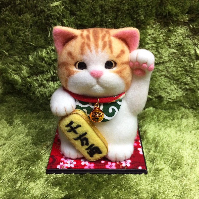 Round Lucky Cat/ Orange Tiger Cat - ของวางตกแต่ง - ขนแกะ 
