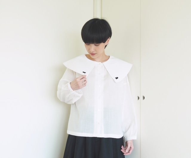 lazy cat cape collar shirt : off-white - 設計館cat soup 恤衫- Pinkoi