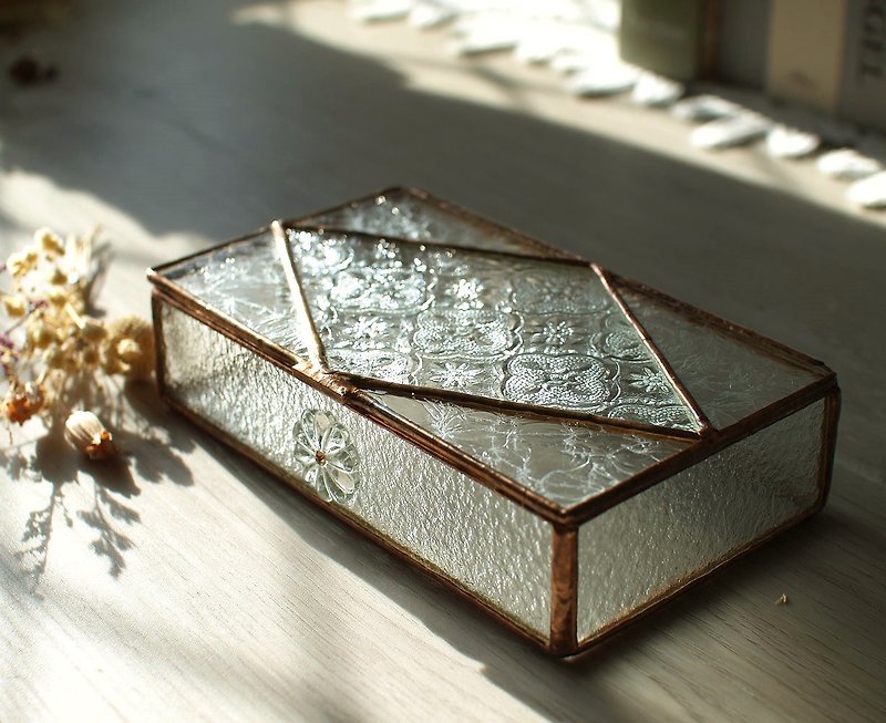 Handmade glass jewelry box (medium length)/accessory storage box - กล่องเก็บของ - วัสดุอื่นๆ หลากหลายสี