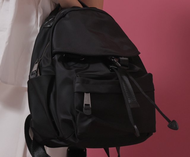 Egg-shaped cover backpack-black - Shop no216 Backpacks - Pinkoi