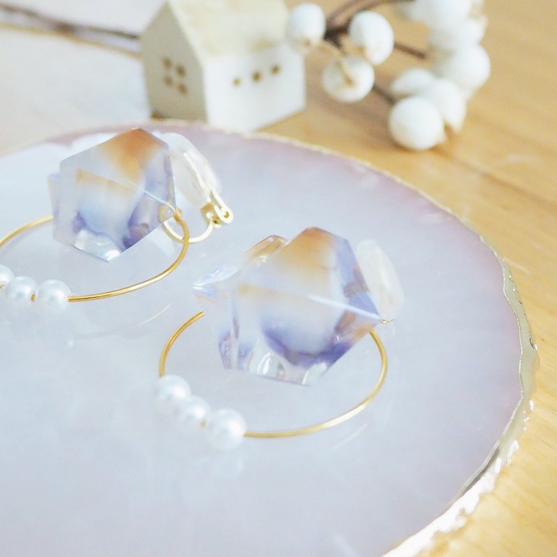 Ore Fragment Sky Blue at Dawn / 2 ways to enjoy wearing - Earrings & Clip-ons - Resin Purple