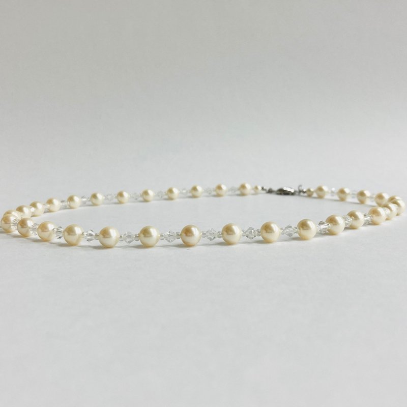 貝パールとビンテージビーズのmixネックレス/6mm約44cm/クリーム/R/made in japan - 項鍊 - 貝殼 白色