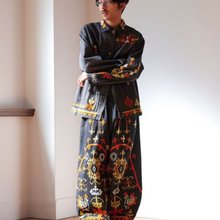 インドネシア　バティック インドネシアのバティック幾何学模様の長袖シャツ SATRIA