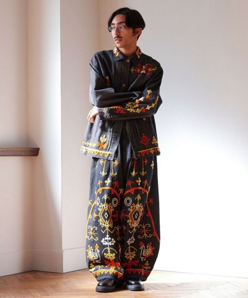 【熱門預購】 民族風刺繡男款牛仔襯衫 (2色) ILL-5308 - 男襯衫/休閒襯衫 - 棉．麻 