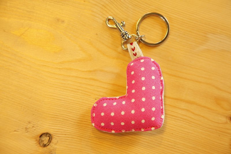 【鑰匙圈】偏心吊飾 小吊飾 台灣水色 - 鑰匙圈/鑰匙包 - 其他材質 粉紅色