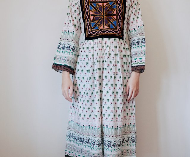 Lawn long frock design clearance 2018