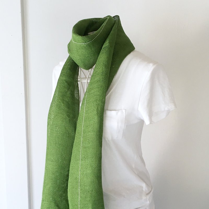 【Belgian linen: all season】 Unisex: hand-woven stole "Green" - Scarves - Cotton & Hemp Green