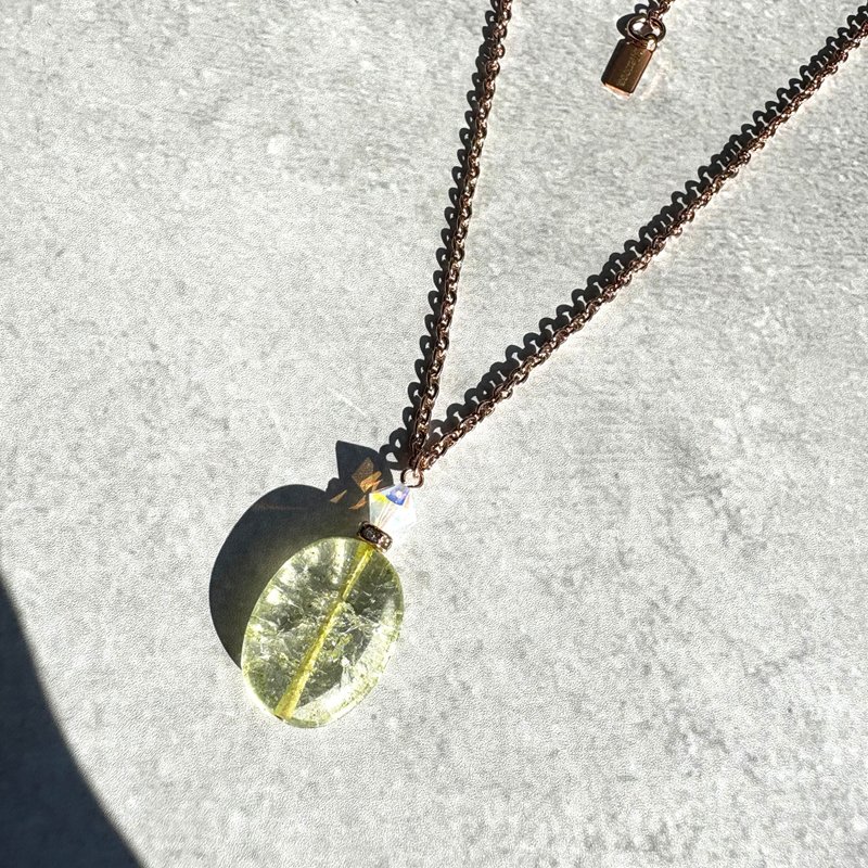Crystal Necklace Perfume Bottle Motif Swarovski Simple Elegant Daily Green - 項鍊 - 水晶 綠色